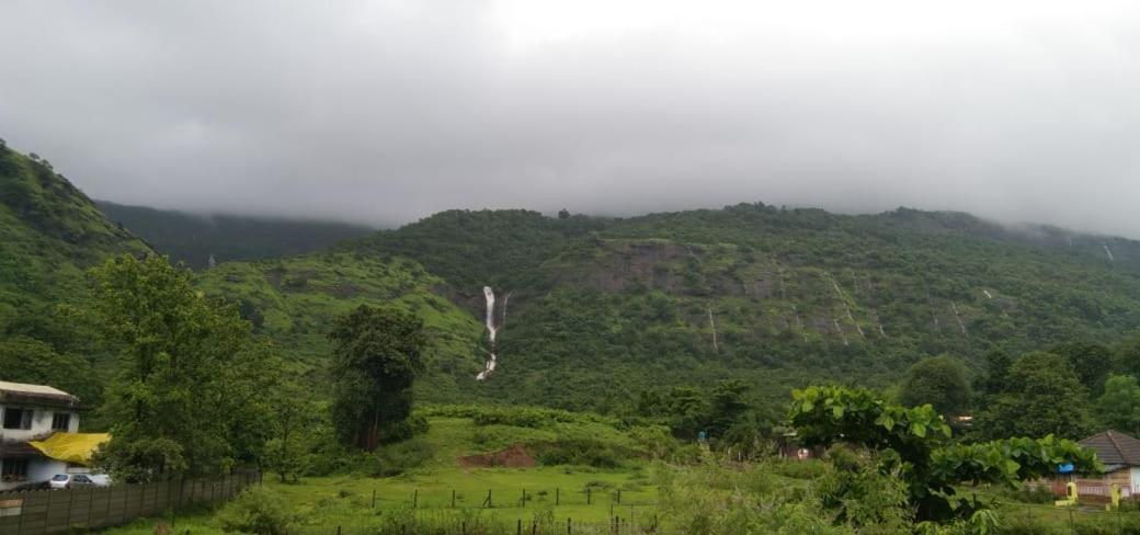 Chaitanya Farms Karjat Luaran gambar